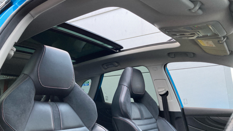 MG Hs 1.5 T-GDI Exclusive 5dr Petrol Hatchback